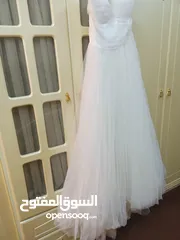  7 عرض فستان زفاف شنيول مع طرحھ للبيع ملبوس لبسھ واحدة فقط    قابل للتفاوض للجادين فقط