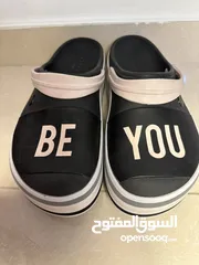  8 شبشب طبي كروكس crocs اصلي
