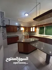  1 في أجمل مناطق دير غبار شقة 300م داخلي /350م خارجي بتشطيبات راقيه وسعر مميز / ref 9114