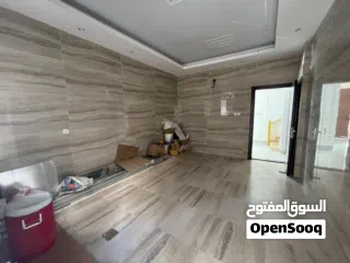  9 فــــيــــــــــــلا للـــــبيـــــع اول ســـــاكــــن مــــكــــونه مــن 7 غـــــرف و 10 حـــمامات