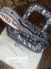  6 حقيبة ديور  حجم ميديوم Dior bag للأنيقات فقط....