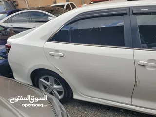  4 كامري هايبرد se-limited 2014