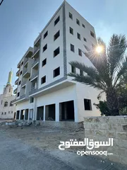  5 شقق سكنية بتشطيب مميز في عمارة المطل