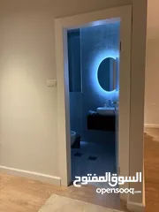  5 شقة في عين منجد للبيع دفعة وشيكات شهرية