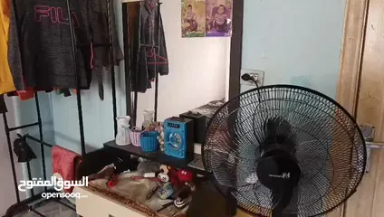  6 „غرفة نوم انيقة لون أسود وأبيض (تخت،خزانة،تسريحة،علاقة عامودية) ‟