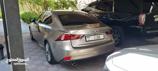  2 Lexus is 200