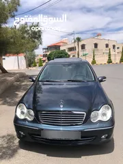  1 مرسيدس C200 فحص كامل للبيع موديل 2004 لون كحلي