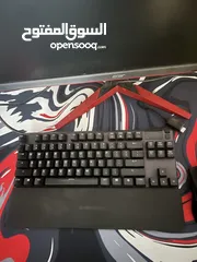  2 Apex pro tkl Razer viper v2 pro Both 60 riyals