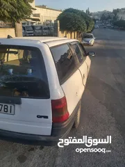  8 اوبل استرا ستيشن للبيع