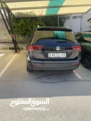  3 Vw tiguan fully loaded 2019 black edition 4*4