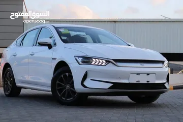  2 BYD QIN PLUS 2022  لون أبيض لؤلؤي مستعمل بحال الوكالة