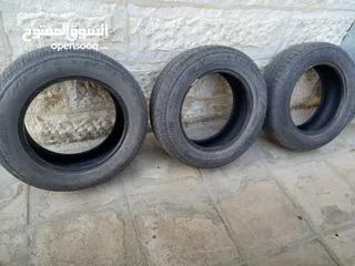  1 بريجستون مستعمل نظيف 185/65R15 بسعر ممتاز