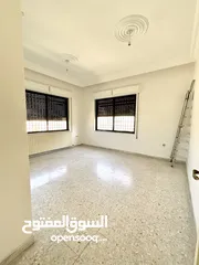  19 شقة الأحلام في أم أذينة الغربية – خصوصية، إطلالات، وأناقة بلا حدود
