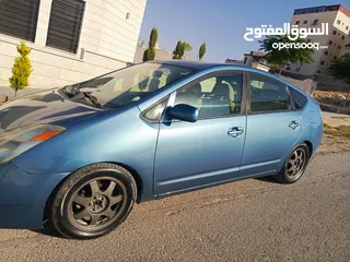  2 تويوتا بريوس 2004