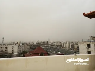  3 شقه مفروشه للايجار روف مع ترس كبير ديلوكس