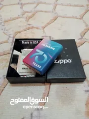  3 ولاعة زيبو Zippo هي ولاعة معدنية قابلة لإعادة الاستخدام من إنتاج شركة زيبو مانوفاكتشرينج في برادفورد