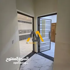  8 مشتمل طابق اول للايجار