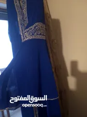  2 قفطان لون نيلي مطرز بسحاب قطعتين داخلي وخارجي