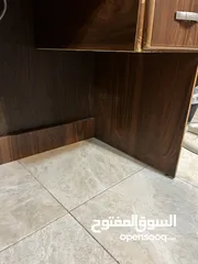  7 مكتب دراسي و طاولة كمبيوتر