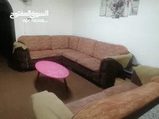  8 عفش بيت للبيع