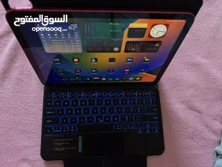  13 سعر حرق I pad 10   مشحون 12 مرة فقط بطارية 100%