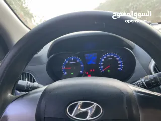  4 هونداي توسان