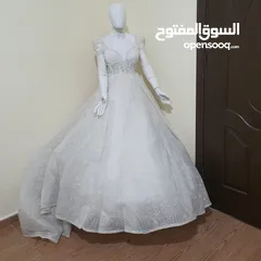  2 فستان عرس للبيع بحاله ممتازه