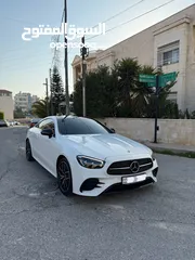  2 Mercedes E200 2021
