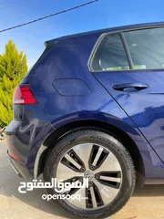  4 Volkswagen e-golf 2018 premium