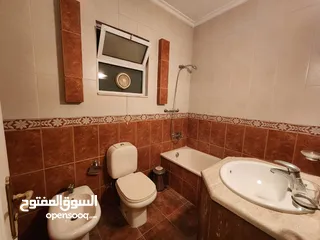  8 شقة للبيع في دير غبار ref : 14399