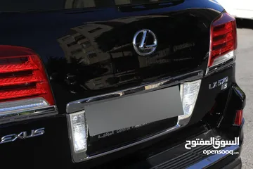  17 لكزس موديل lx570s 2015