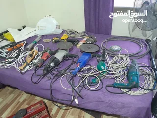  7 بيع معدات حدادة بداعي السفر