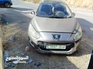  1 بيجو308 البيع