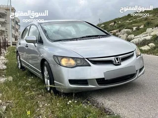  1 هوندا سيفيك للبيع موديل 2008