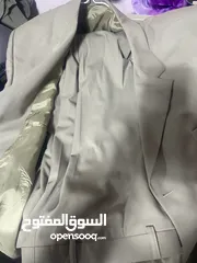  2 مجموعه جاكيتات قياس 4 اكس لارج وخمسه و6