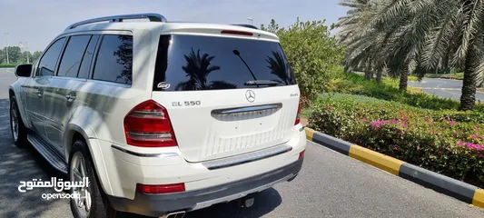  6 The title of luxury in the Mercedes class is the 2009 Mercedes-Benz GL 500 with its full specificati