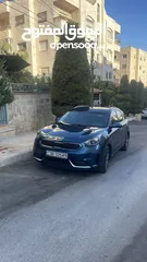  7 كيا نيرو ستاندرد موديل 2018 لون ازرق - كحلي