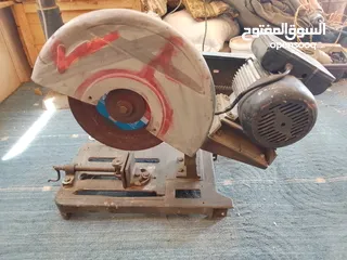  7 صاروخ ثابت ومقدح