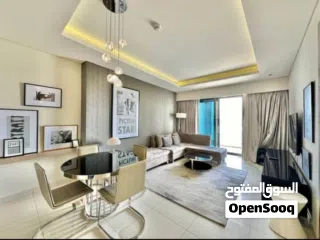  5 فخامه وتميز شقه غرفه وصاله بمساحه 270 متر وبأقل سعر بكل دبي جاهزه للسكن ومؤنثه بالكامل