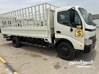  1 Sal lorry 2010 ( metres 5)