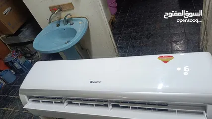 6 GREE split ac ac 1.5 2&3ton  call for lowest price and exchange offer
