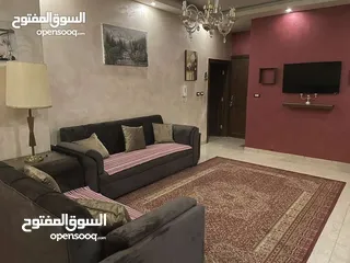  1 شقة فارغة 3 نوم 3 حمامات 125م للايجار