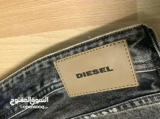  5 بنطلون Diesel جديد وارد إيطاليا بال QR Code لعشاق الكاتنج