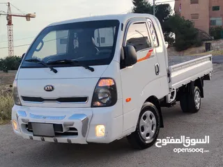  1 كيا بنجو موديل 2013كبينه وربع
