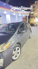  2 تويوتا بريوس 2011 للبيع