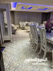 1 شقة شبه طابقية سوبر ديلوكس بمساحة 284m