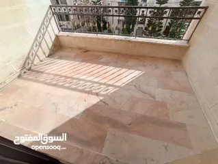  8 شقة غير مفروشة للإيجار 300م2 ( Property 19203 )-174847862
