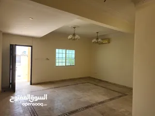  5 فيلا للايجار في العذيبة الشمالية خلف الميرة - Villa for rent in Al-Azaiba north