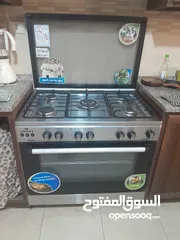  1 غاز مع فرن كبير للبيع بحالة ممتازة