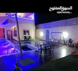  5 شاليه مميز للبيع او للبدل بشقه او ارض
